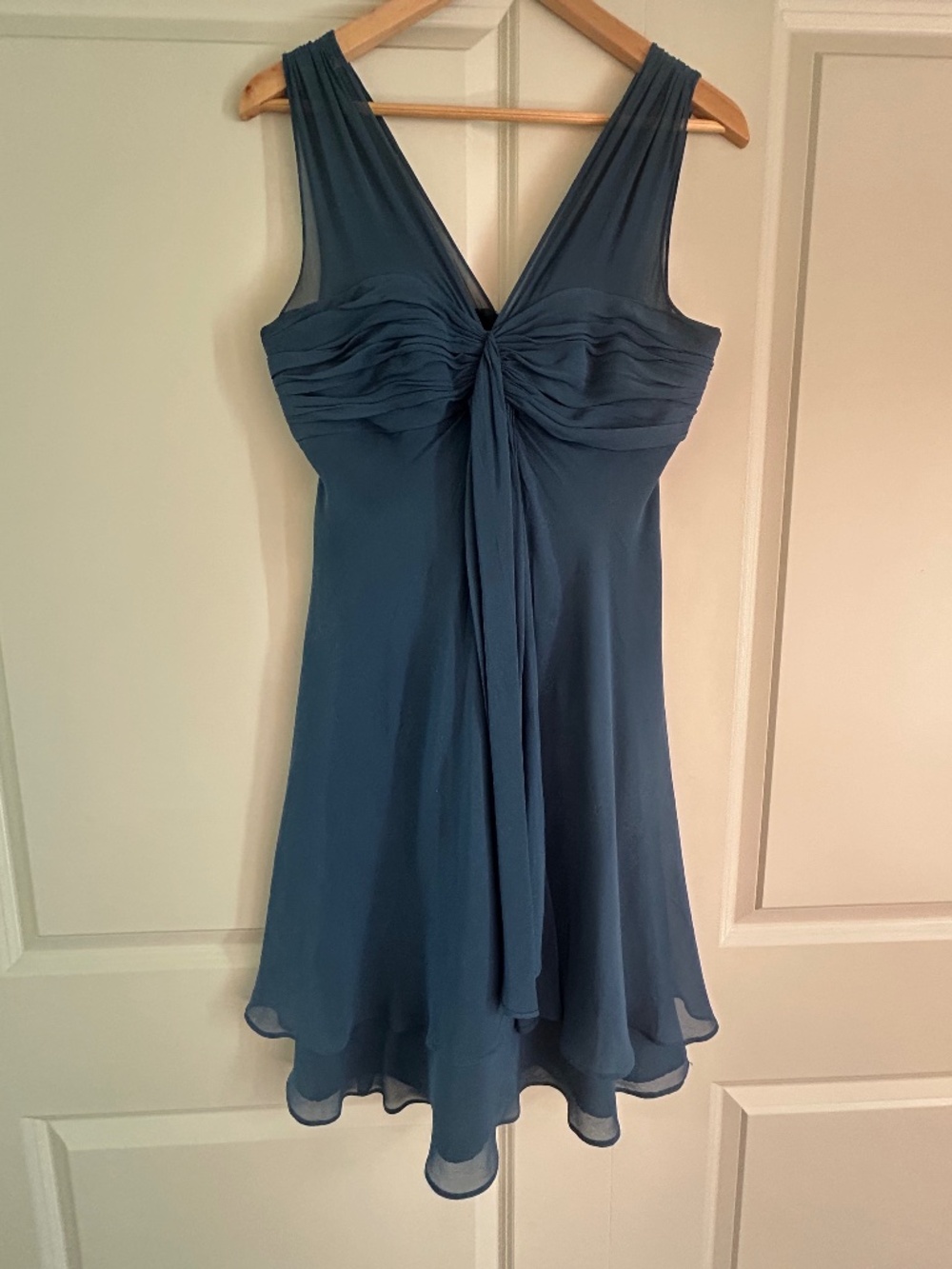 Donna Ricco New York Petite Silk Chiffon Cocktail Dress — Steel Blue | Size 8P